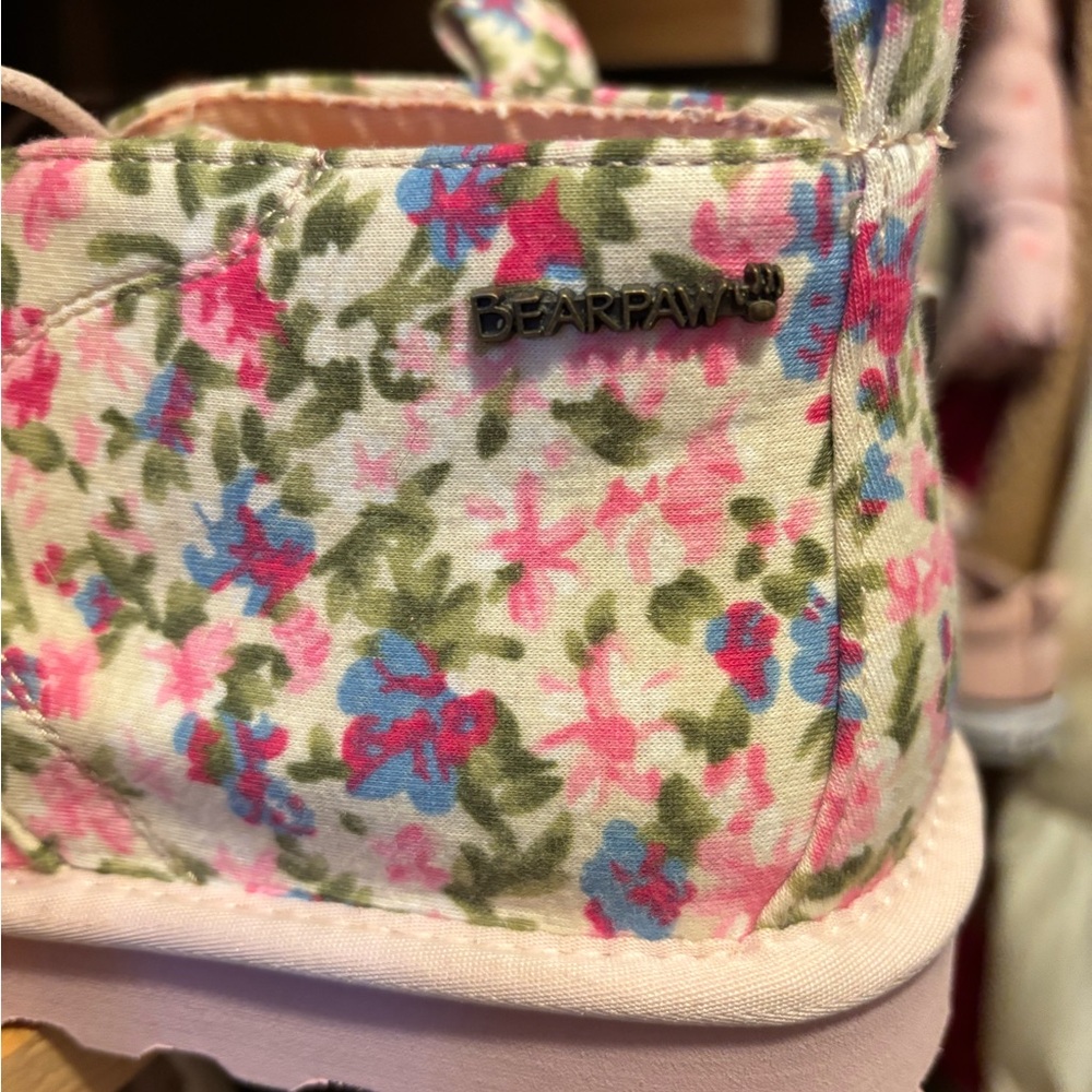 Bearpaw Floral Boots